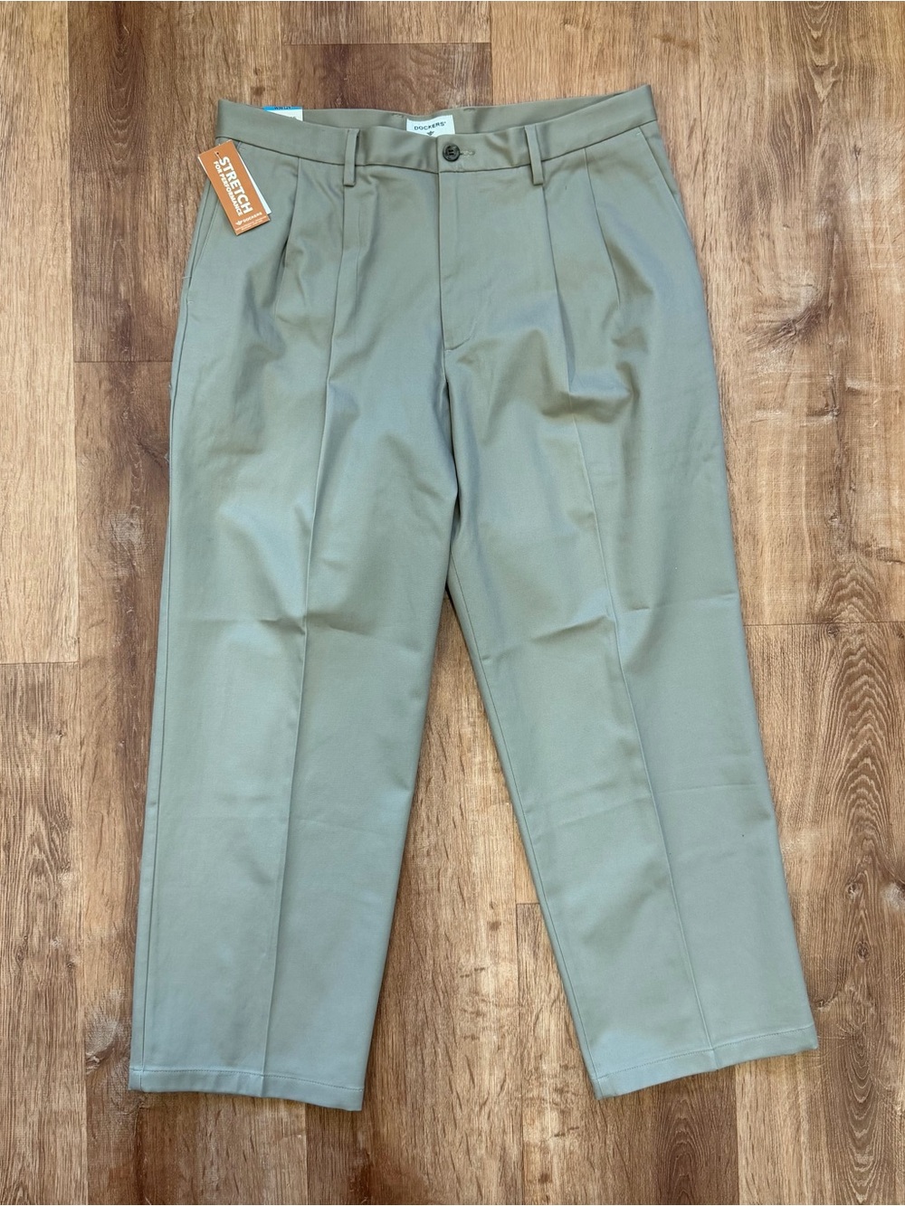 Dockers Signature Khaki Pant Mens 36x29 Relaxed Fit Pleated Stretch Performance